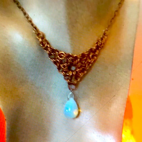 Chainmail Widows Peak Necklace with Cloudy Quartz - Picture 2 of 4